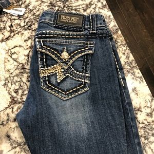 LIKE NEW Miss Me Jeans
